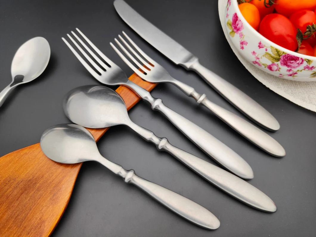 Hostitable Forged Stainless Steel Flatware Strong Handle Heavy Gauge Mirror Finish Matte Finish Tableware Kitchenware Besteckset Cutlery Set